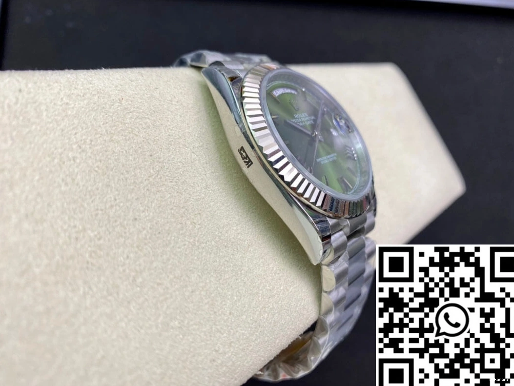 M228239-0033 Factory Date EW Green Olive Rolex Dial Contemporary 982 Day 0713